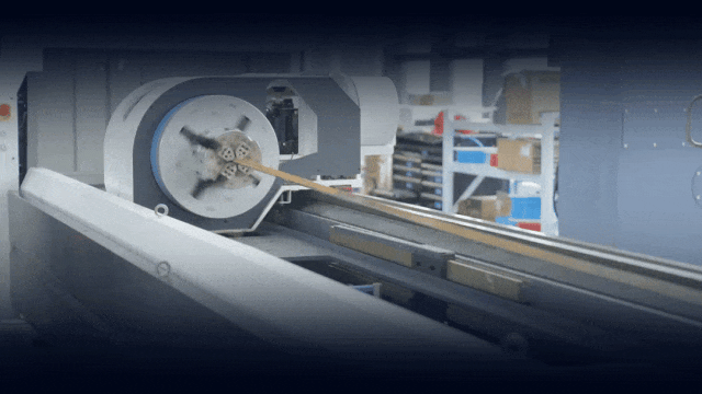 兩卡盤夾持切割時，小型管材甩動嚴重怎么辦？迅鐳激光教你兩招，精準切割不再難！(圖3)